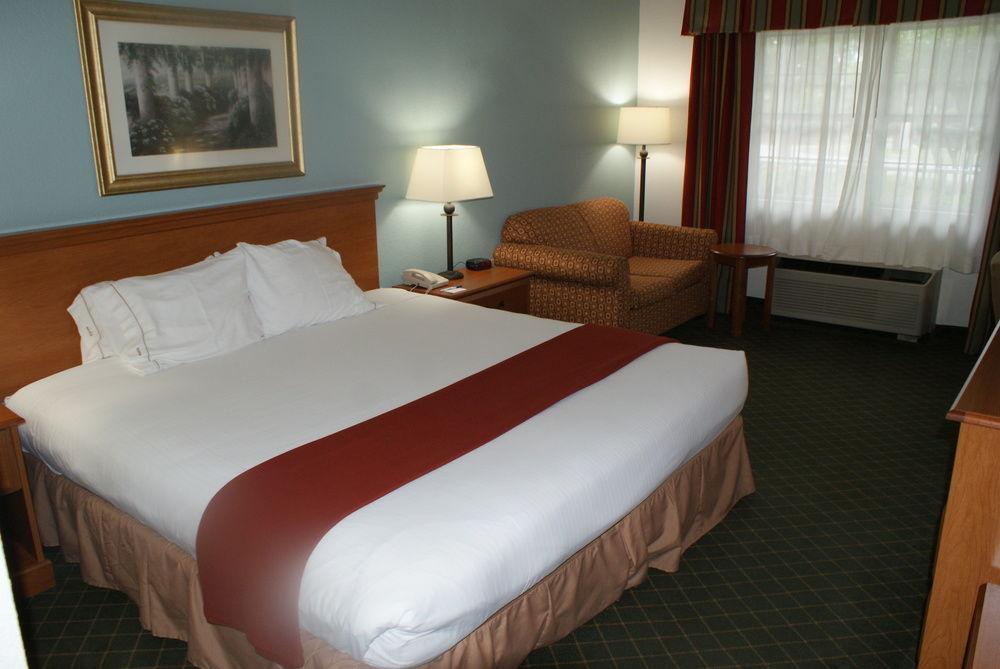 Quality Inn Fayetteville Near Historic Downtown Square Exteriör bild